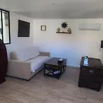 Casita Rossignol Holiday home Puimisson